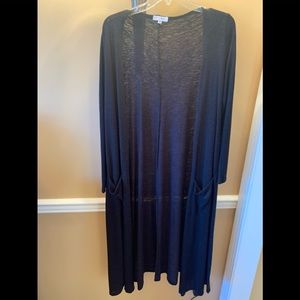 LuLaRoe xtra long knit cardigan with pockets.